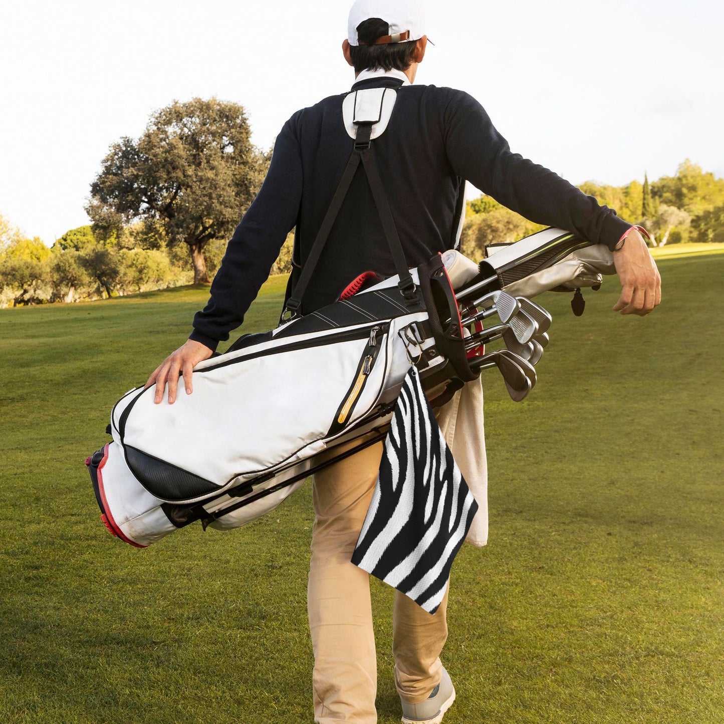 Zebra Print Golf Towel 16.1" x 24" – Microfiber Quick-Dry Sports Towel with Clip Ring for Clubs & Balls