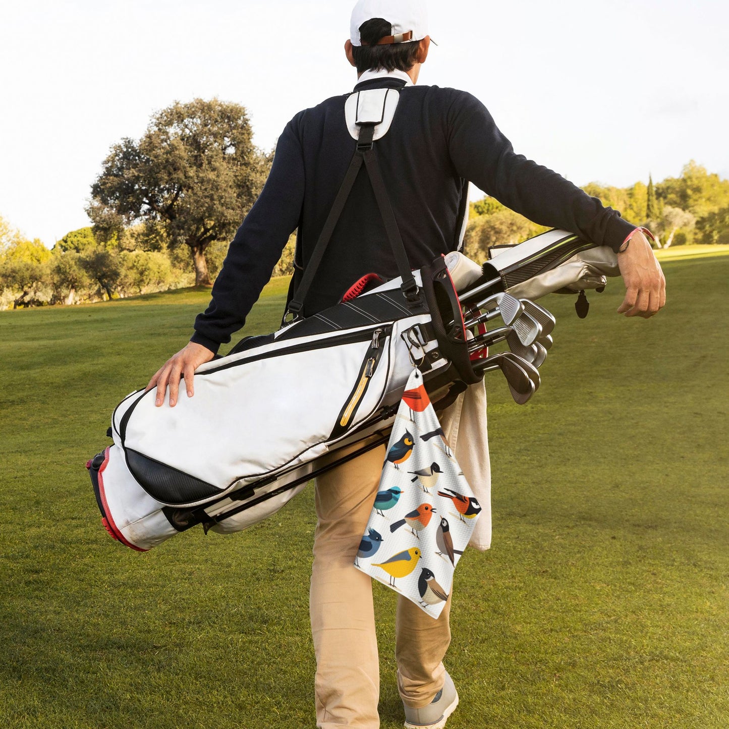 Cartoon Bird Golf Towel 16.1"x24" – Quick-Dry Microfiber Sports Towel with Clip Hook, Colorful & Lightweight