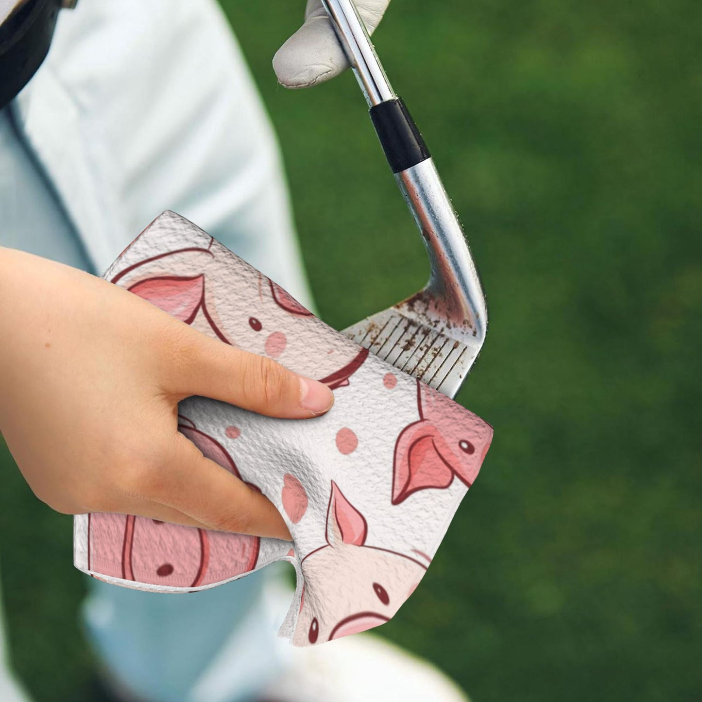 Cute Pig Cartoon Golf Towel 16.1"x24" – Pink Microfiber Sports Towel with Carabiner Clip, Quick Dry & Ultra Absorbent