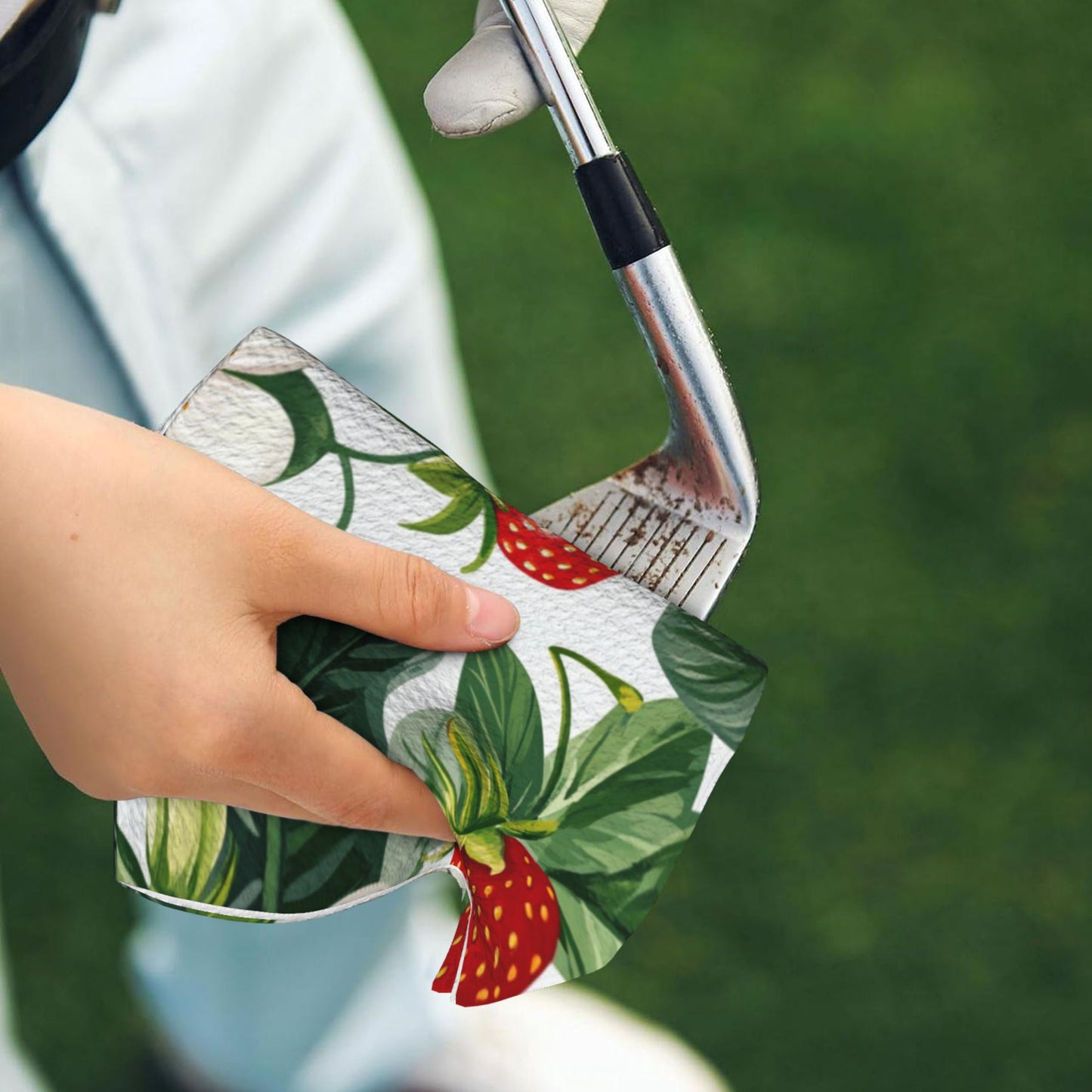 Strawberry & Floral Golf Towel 16.1"x24" – Microfiber Quick-Dry Sports Towel with Clip Hook for Golf, Gym & Outdoor Use